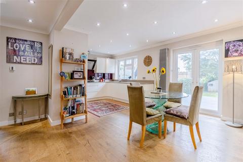 9 Caisters Close, Hove, BN3 6GQ