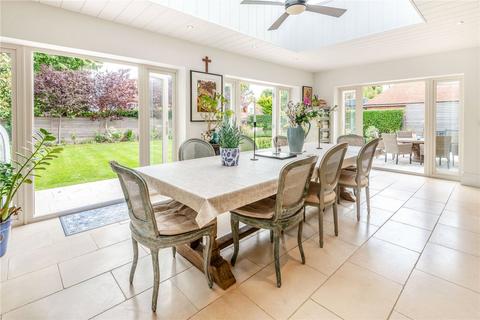 undefined, Queens Acre, Kings Road, Windsor, Berkshire, SL4
