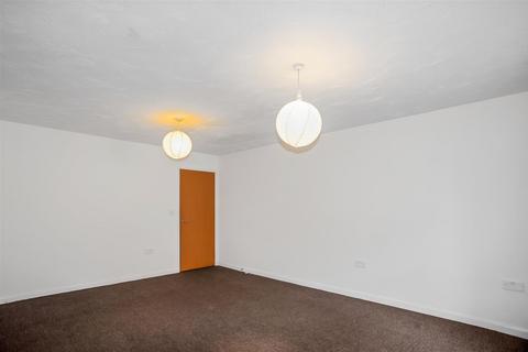 2 bedroom flat for sale - Johnson Court, Northampton
