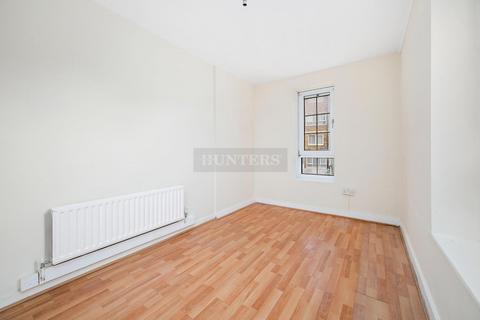 2 bedroom flat for sale, Corry House, Wades Place, London, E1