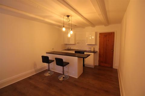 1 bedroom flat to rent, High Street, Hull