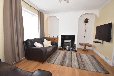 9 Burns Avenue, Exeter, EX2 6BX