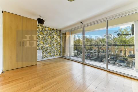 3 bedroom house for sale, Clocktower Mews, Hanwell, London