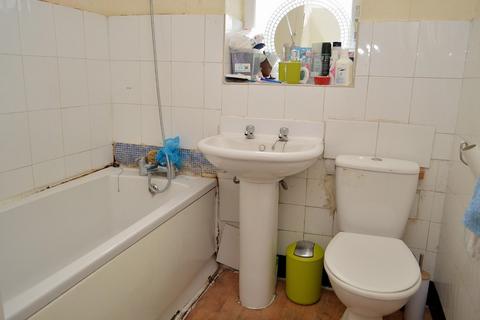 16 Forest Street, Oldham, OL8 3ER