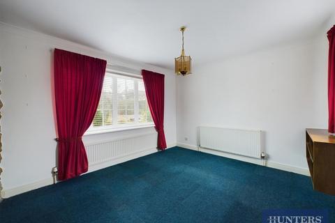 3 bedroom detached bungalow for sale - Bronte Close, Scarborough