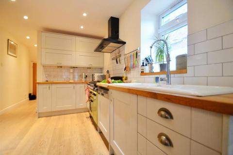 Ground Floor Flat, 12 Shalimar Road, London, W3 9JD