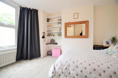 Ground Floor Flat, 12 Shalimar Road, London, W3 9JD