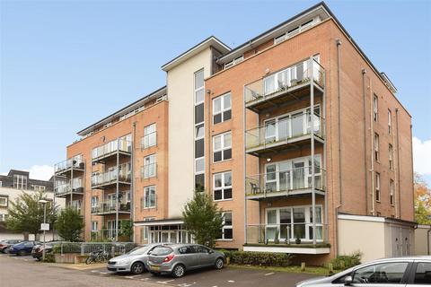James Weld Close , Southampton