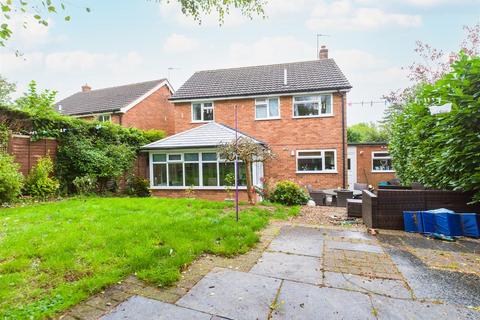 4 bedroom detached house for sale, High Fawr Avenue, Oswestry