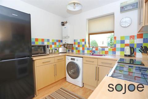 2 bedroom end of terrace house to rent, Celandine Close, Carlton Colville, NR33