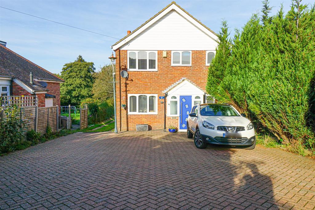 The Ridge, Hastings 3 bed detached house for sale £475,000
