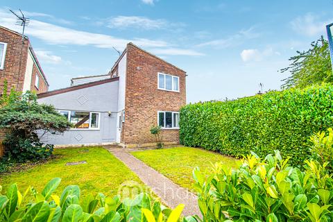 10 Appletree Walk, Braintree, CM7 1EE