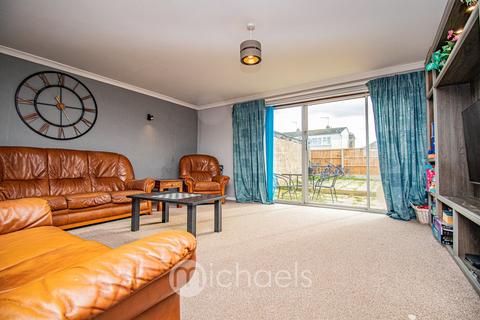 10 Appletree Walk, Braintree, CM7 1EE
