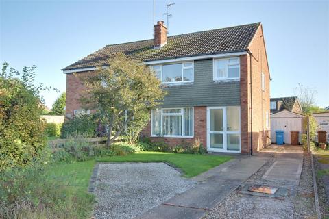 3 bedroom semi-detached house for sale - West Hall Garth, South Cave