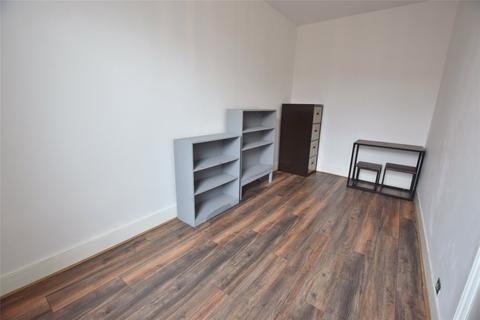 3 bedroom apartment to rent, Arkwright Street, Gateshead, NE8