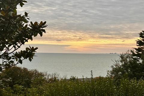 21 Bybrook Field, Sandgate, Folkestone, CT20 3BQ