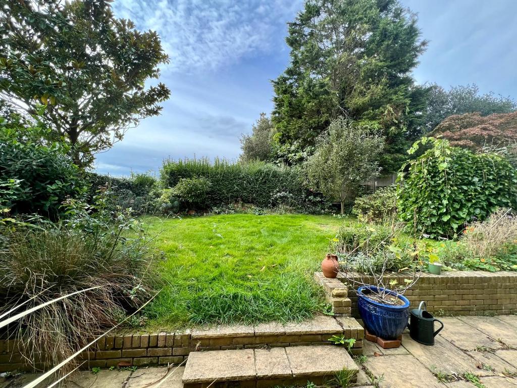 Rear Garden (2).jpeg