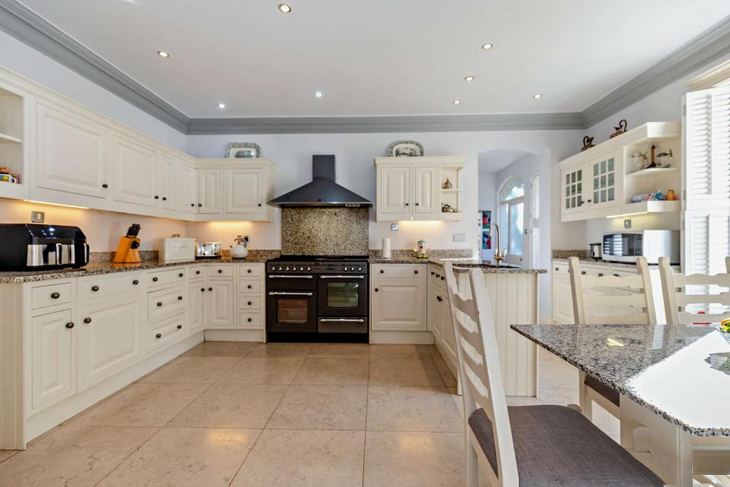 Beech Cottage, Victoria Road, Harrogate, HG2 0HQ 4 bed house for sale