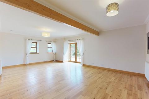 4 bedroom house for sale, 3 North Balloch, Alyth, Blairgowrie