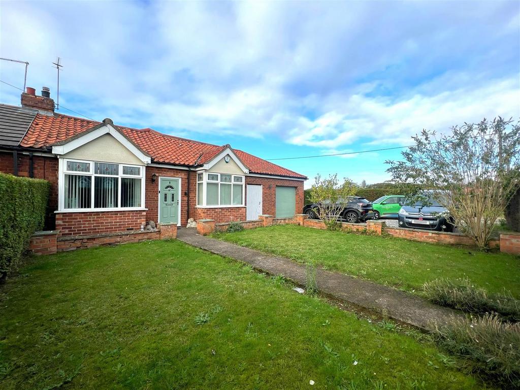 Newport Road, North Cave, Brough 3 bed semidetached bungalow for sale
