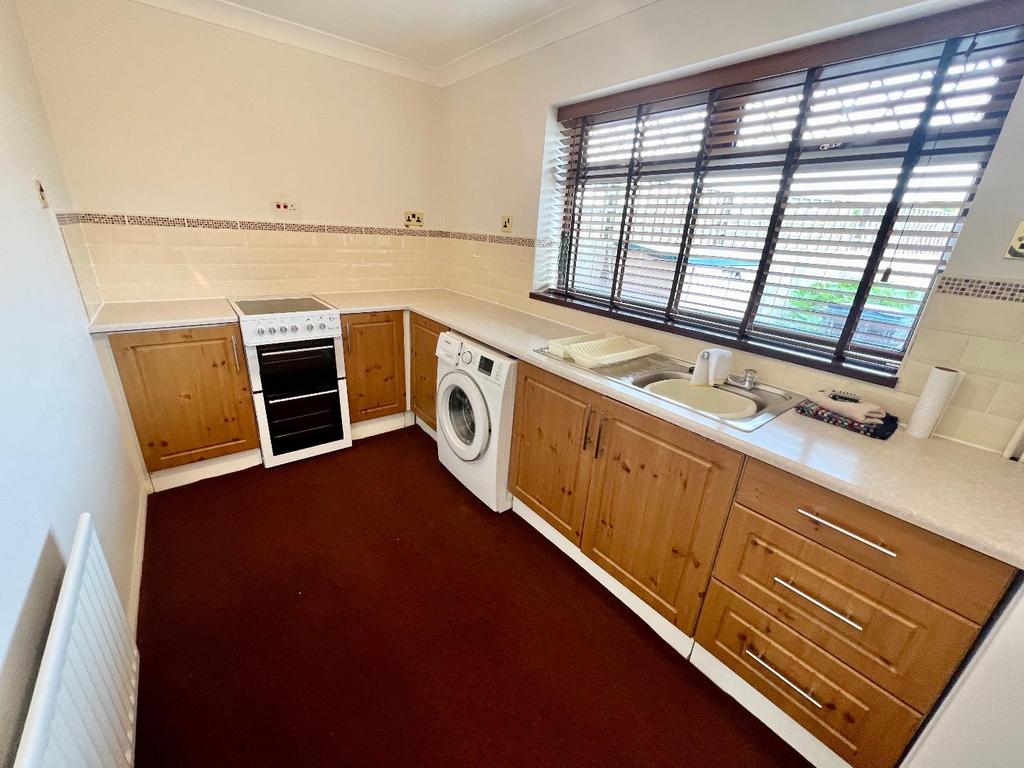Barnard Avenue, Ludworth, Durham 3 bed semidetached house for sale £