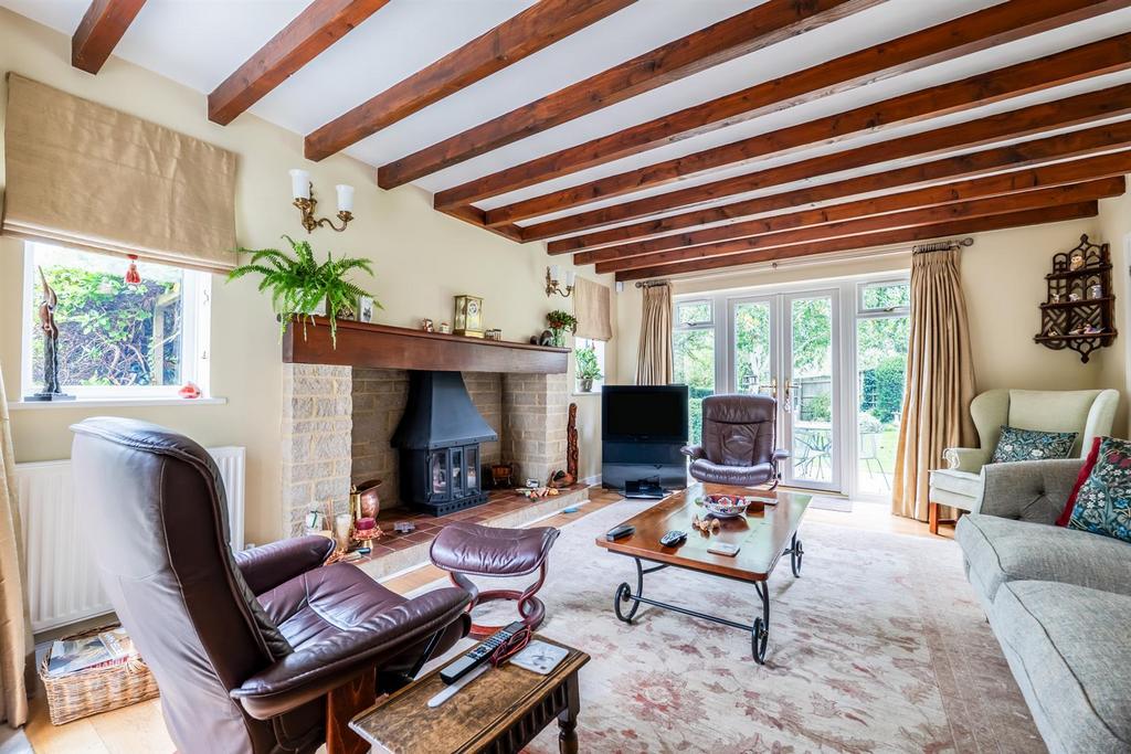 Corner Farm Drive, Honeybourne, Evesham 3 bed house for sale £595,000