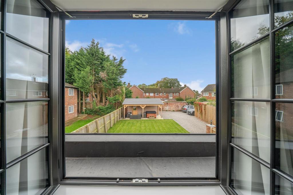 Thornton Mews, Childer Thornton, Ellesmere Port 3 bed detached house for sale £500,000