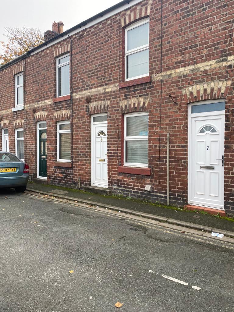 Lamb Lane, Egremont 2 bed house £450 pcm (£104 pw)