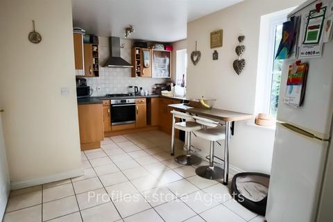 undefined, Russett Close, Barwell