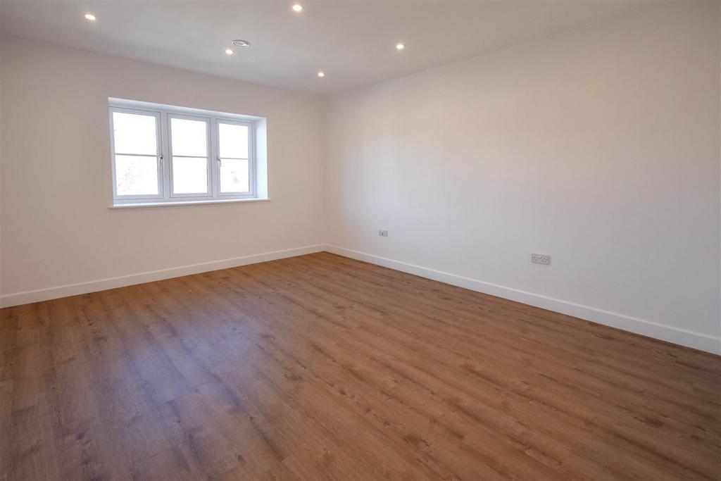 Family/dining room