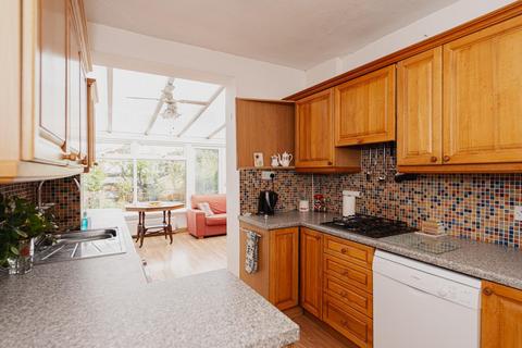 9 Rutherwyke Close, Epsom, KT17 2NA
