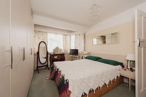 9 Rutherwyke Close, Epsom, KT17 2NA
