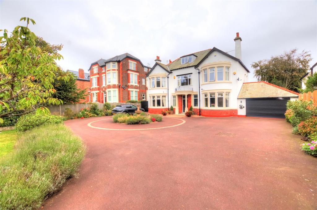 Warren Road, Blundellsands L23 6 bed detached house £1,300,000