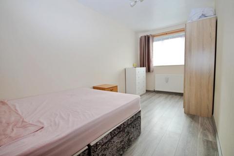 2 Eringden, Wilnecote, Tamworth, B77 4DA