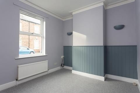 2 bedroom terraced house for sale - Walpole Street, Haxby Road, York