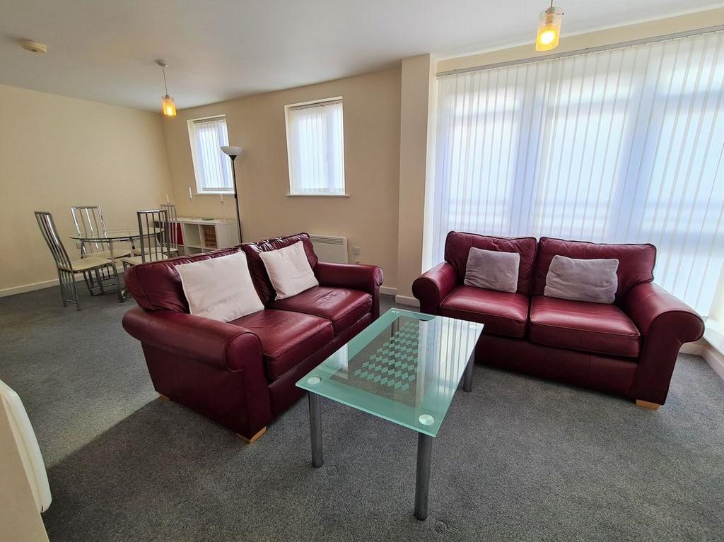 Greyfriars Road, Coventry, CV1 2 bed flat £138,000