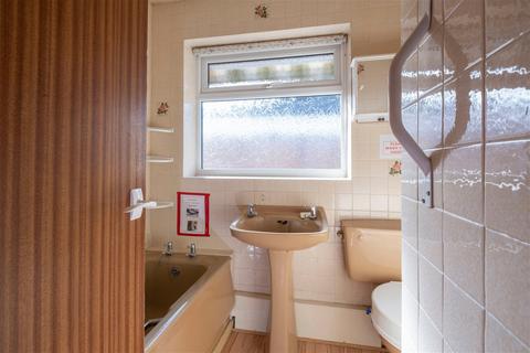 12 Cleevemount Close, Cheltenham, GL52 3HP