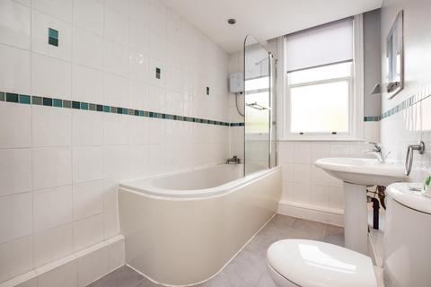 2 bedroom flat for sale, Delamer Road, Altrincham, Greater Manchester, WA14