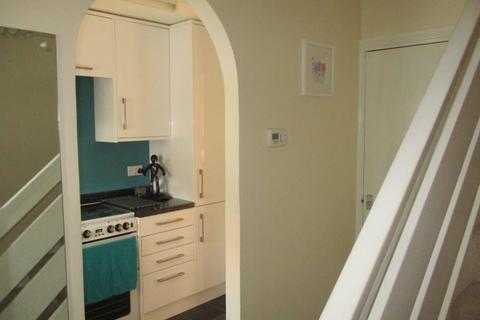 2 bedroom terraced house to rent, Dukes Crescent, Exmouth