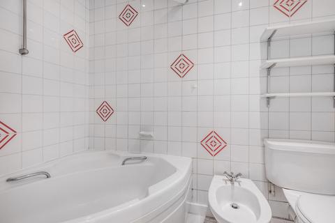 14 Bellamy Street, London, SW12 8BU