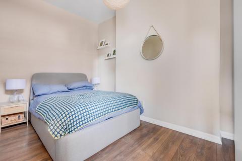 1 bedroom apartment for sale, Camberwell Road, London, SE5