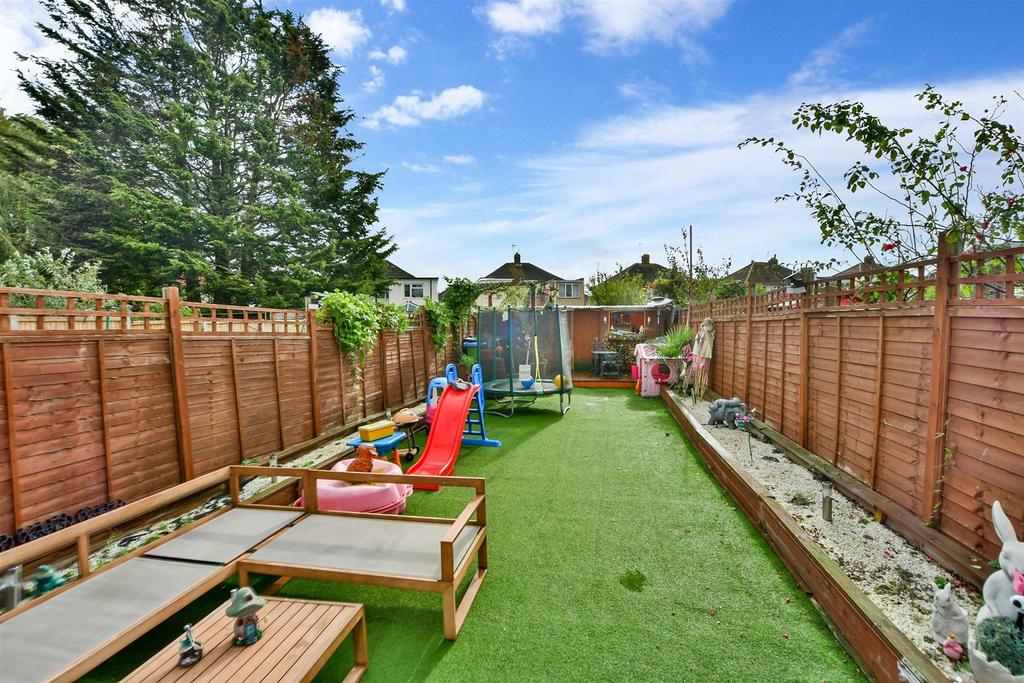 Hook Lane, Welling, Kent 3 bed semidetached house for sale £450,000