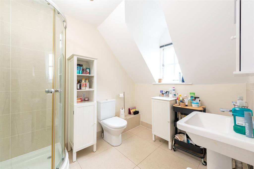 Bed 4 En Suite