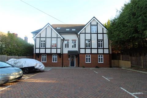 3 bedroom apartment to rent, Green Lane, Purley, CR8