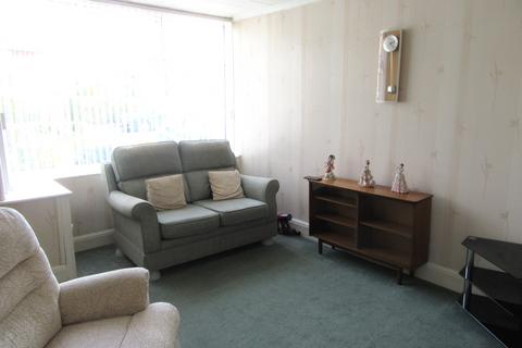 27 Chatsworth Road, Rainhill, Prescot, L35 8LE