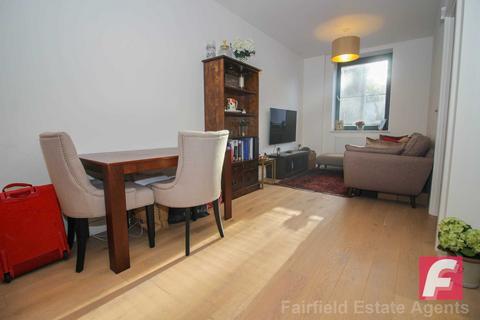 1 bedroom flat to rent, Aldenham Road, Bushey