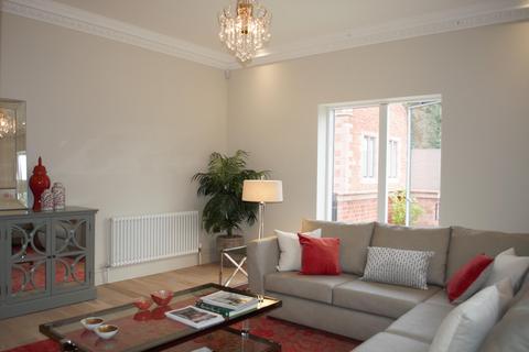 2 bedroom flat for sale, Old Milverton Lane, Leamington Spa, Warwickshire, CV32