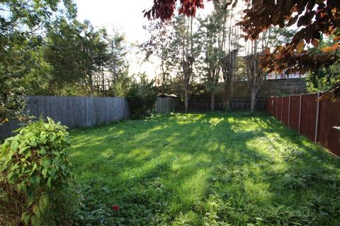 undefined, Northwick Avenue, Kenton, HA3 0AT