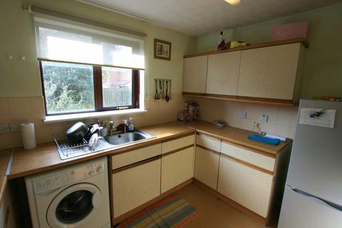 2 bedroom semi-detached house to rent, Clarkson Drive, Beeston, Nottingham, NG9