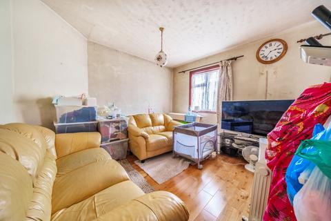 4 bedroom end of terrace house for sale, Lady Margaret Road, Southall, UB1